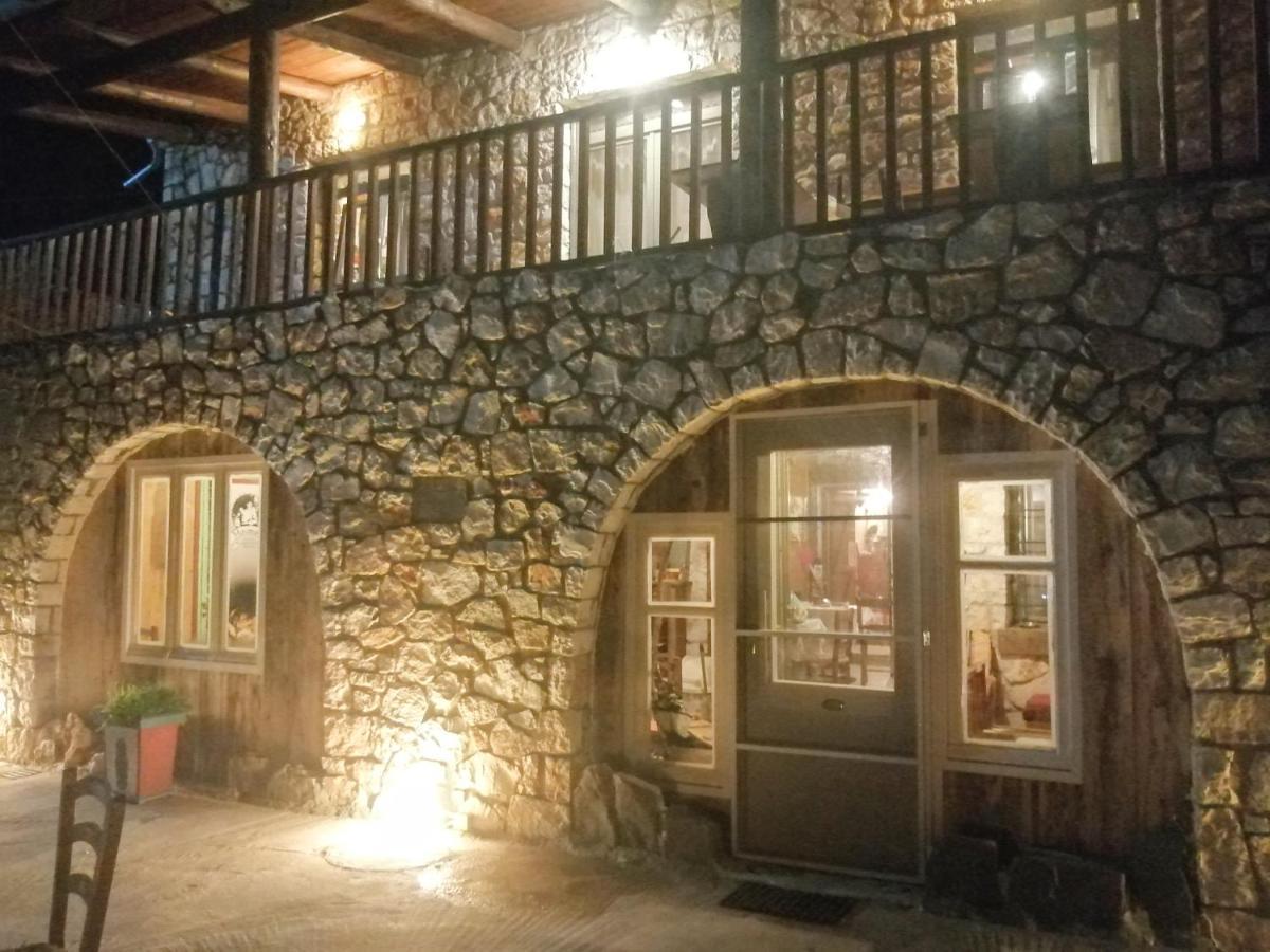 Yono'S Traditional House Ano Ravenia Luaran gambar